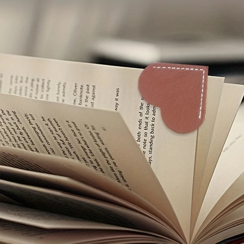 3pcs Bookmark PU Leather Love Heart Bookmarks for Book Mini Corner Page Marker Stationery Supplies Bookmark Gift