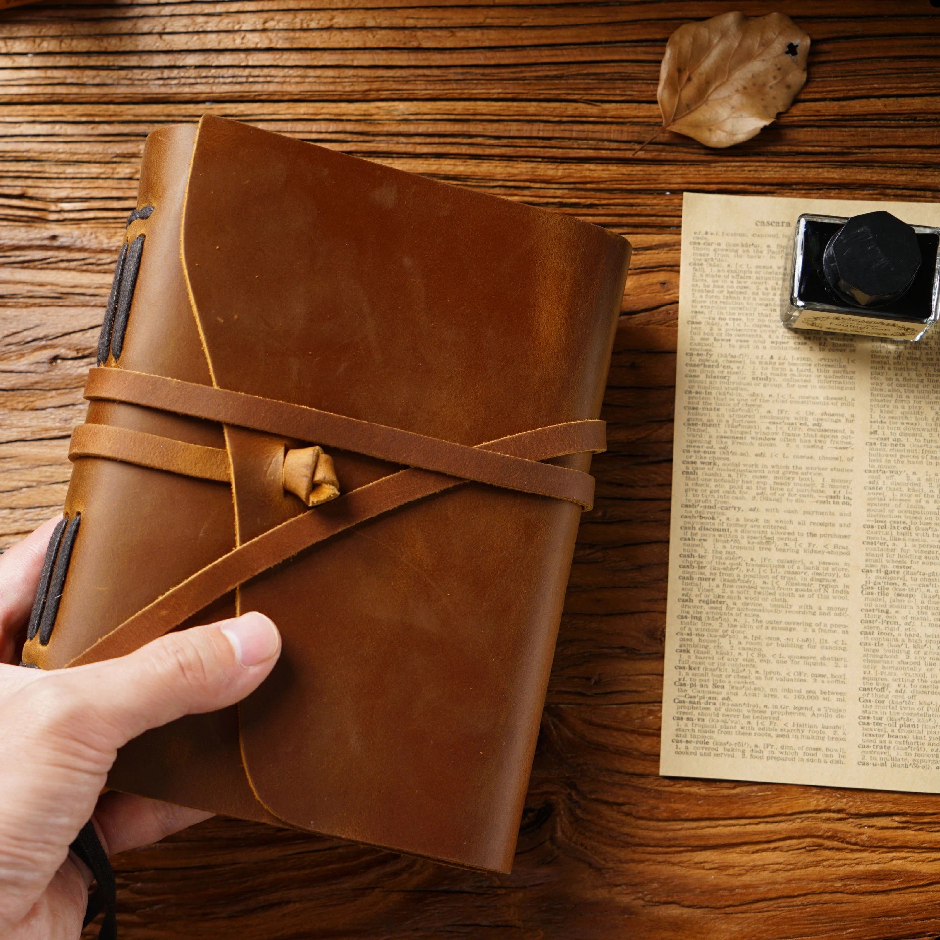 Handmade Loose-leaf Book Magic Diary Cowhide Retro Travel Notebook Thickened Sketchbook Notepad to Send Friends Birthday Gifts
