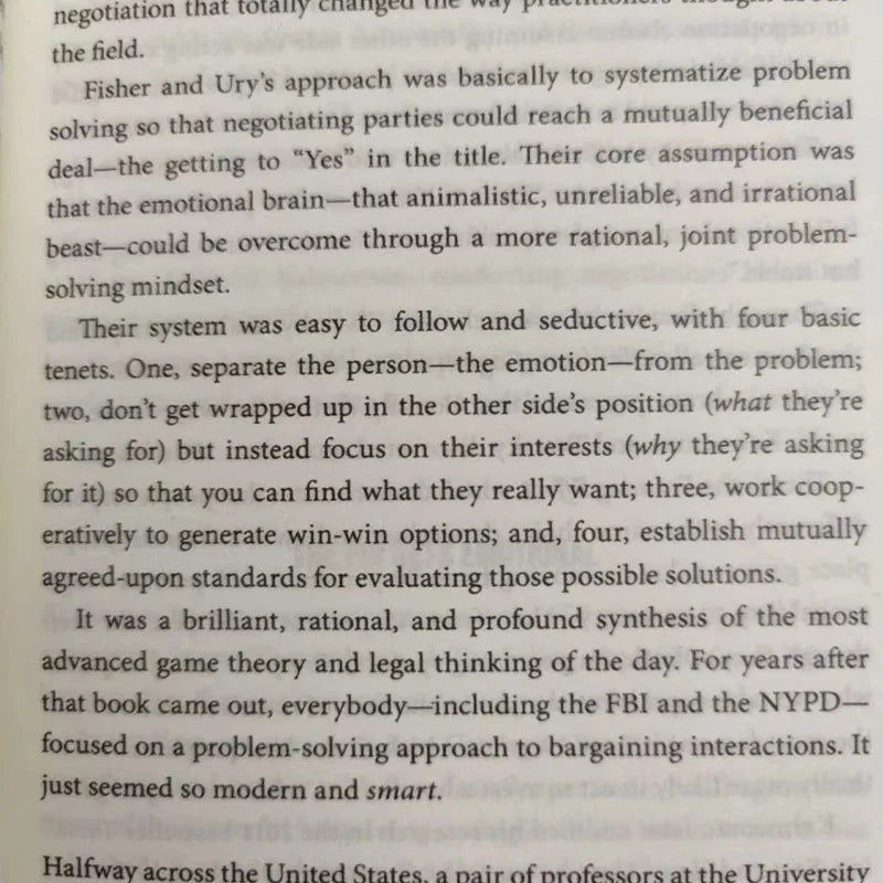 Never Split The Difference By Chris Voss Books In English for Adults Negotiations Emotional Intelligence New Listing